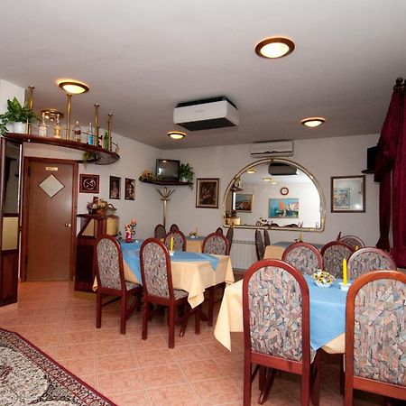 Bed&Breakfast Villa Klara Ičići Exteriör bild